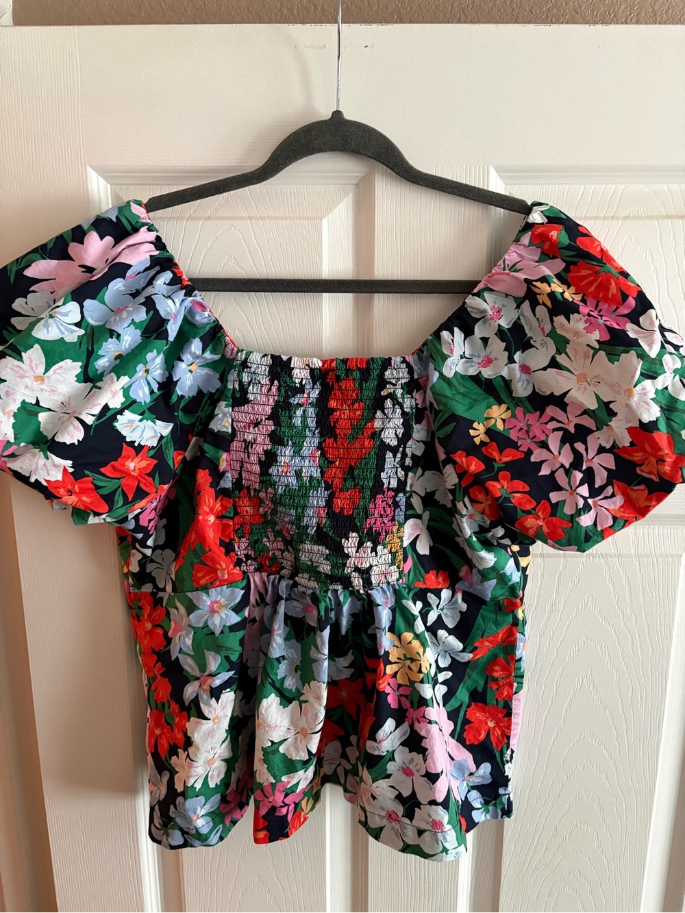 Old Navy blouse top puff sleeve short sleeve floral smocked back women's size XL - Picture 2 of 4